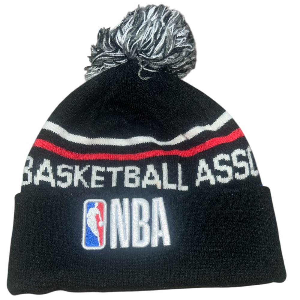 NBA Mens Black and Red Basketball Beanie